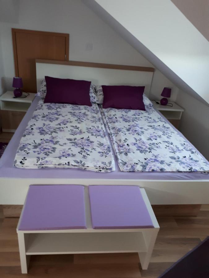Iris Room & Apartment スルニュ エクステリア 写真