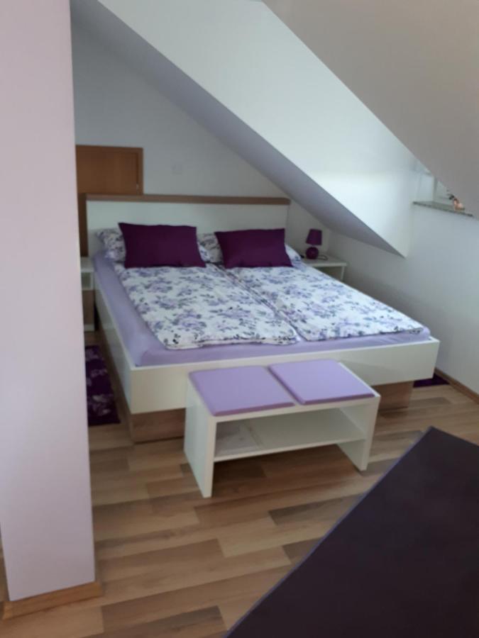 Iris Room & Apartment スルニュ エクステリア 写真